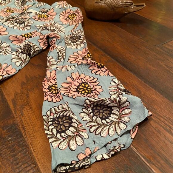 Loft - very nice blouse- size MP - Picture 2 of 6